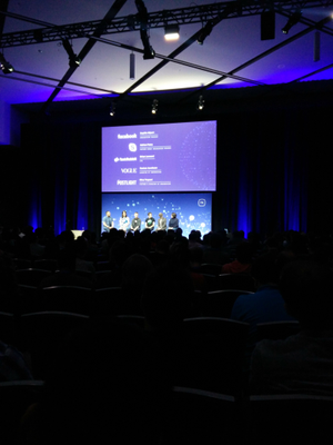ReactNative Discussion Panel